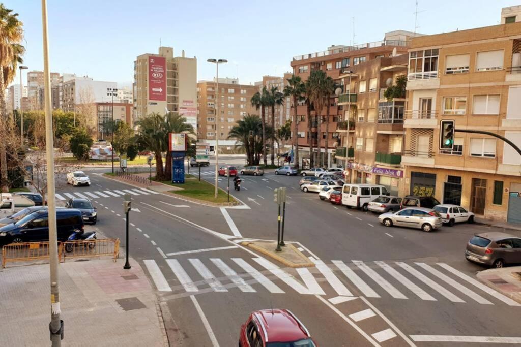 Apartamentos En Alameda Junto Al Corte Ingles 카르타헤나 외부 사진
