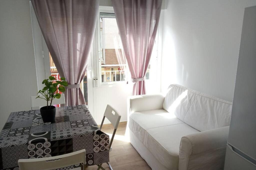 Apartamentos En Alameda Junto Al Corte Ingles 카르타헤나 외부 사진