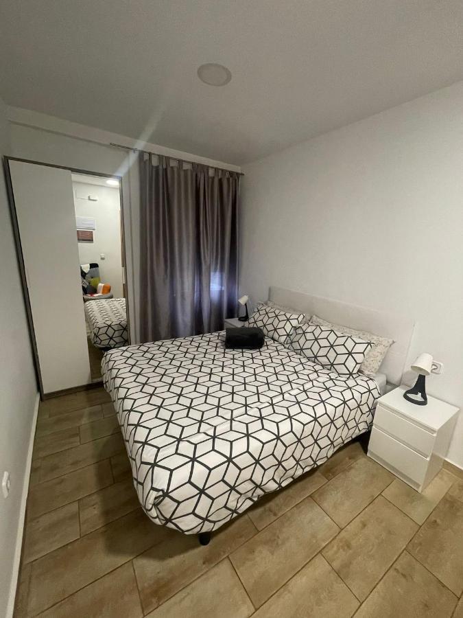 Apartamentos En Alameda Junto Al Corte Ingles 카르타헤나 외부 사진