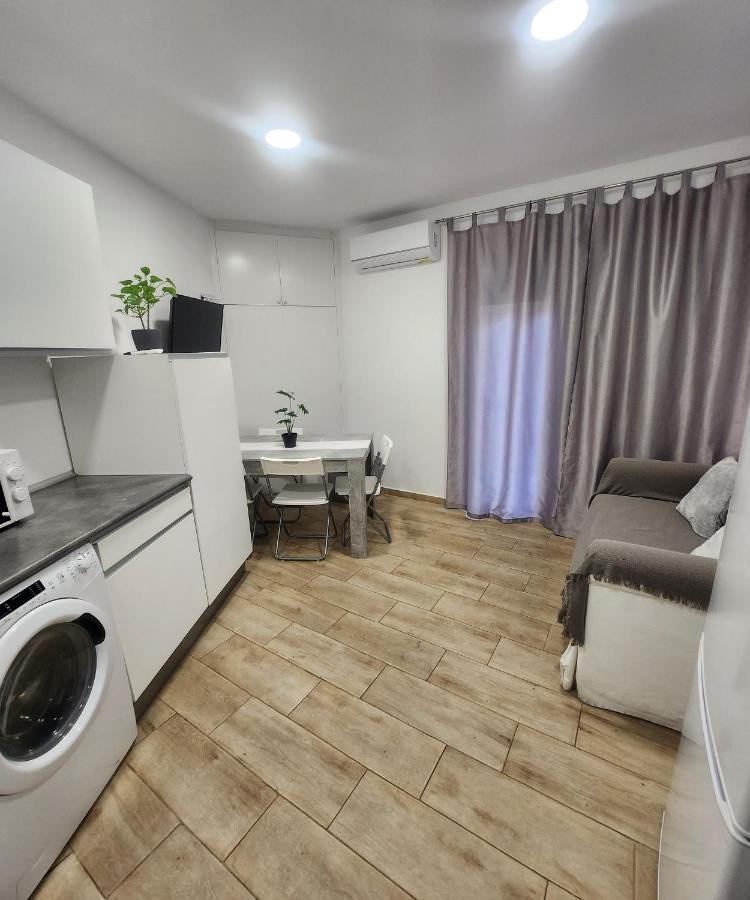 Apartamentos En Alameda Junto Al Corte Ingles 카르타헤나 외부 사진