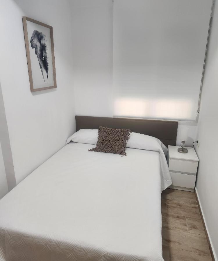 Apartamentos En Alameda Junto Al Corte Ingles 카르타헤나 외부 사진